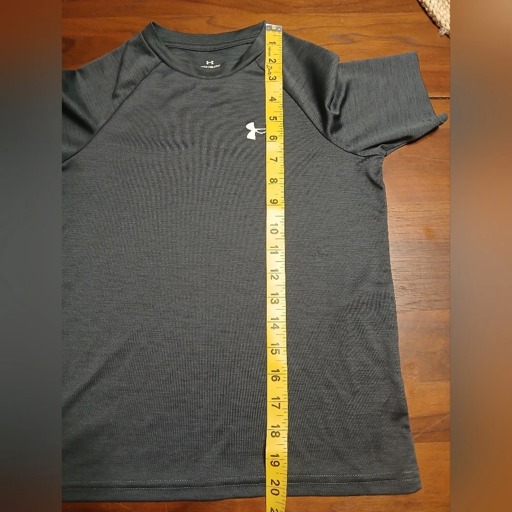 Under Armour‎ Kids Charcoal Gray Tee